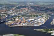 Wirtschaft + Unternehmen: Husum Wind: Offshore-Technologie erfordert Spezialschiffe und ausgebildete Fachkräfte Wirtschaft + Unternehmen: Husum Wind: Offshore-Technologie erfordert Spezialschiffe und ausgebildete Fachkräfte
