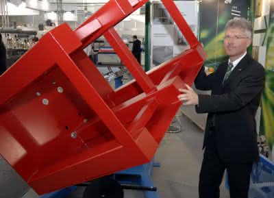 Wirtschaft + Unternehmen: metall München: Bundespreise für Aussteller