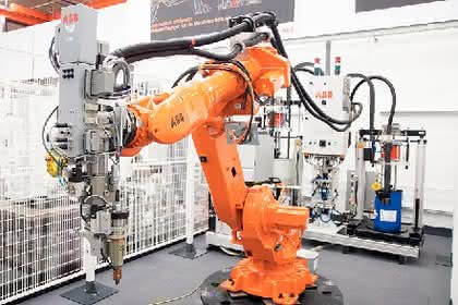 MRK + Cobots: Ganzheitliches Kleben