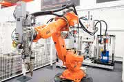 MRK + Cobots: Ganzheitliches Kleben