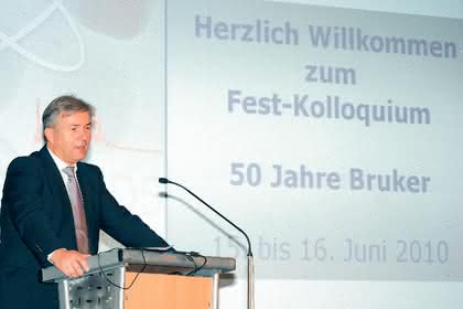 Tagungsbericht: Nanoanalytik mit REM, TEM und AFM