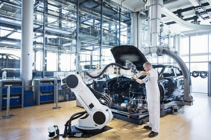 Wirtschaft + Unternehmen: Instandhaltung für Phaeton-Fertigung vergeben Wirtschaft + Unternehmen: Instandhaltung für Phaeton-Fertigung vergeben