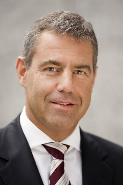 Wirtschaft + Unternehmen: Schuler: Stefan Klebert an die Spitze