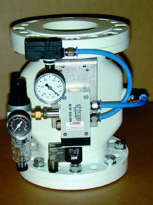 Hydraulik + Pneumatik: Auch im Vakuumbereich Hydraulik + Pneumatik: Auch im Vakuumbereich