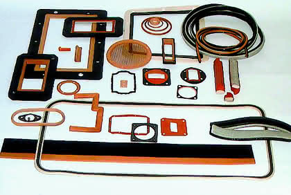 Hydraulik + Pneumatik: 3000 neue Gummimischungen pro Jahr