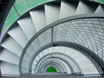 Werkstoffe: Ein Fall für Escher Werkstoffe: Ein Fall für Escher