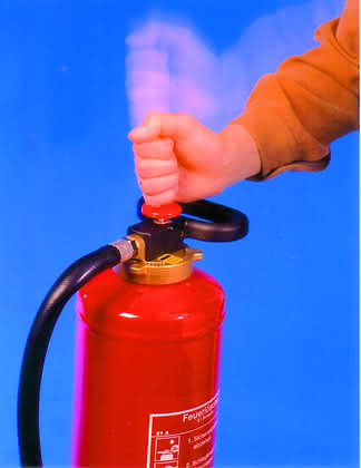 Arbeitssicherheit: Kleine Flammen schnell erstickt Arbeitssicherheit: Kleine Flammen schnell erstickt