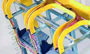 Industriekommunikation: Kabelhandling im Datenverteiler und Serverschrank Industriekommunikation: Kabelhandling im Datenverteiler und Serverschrank