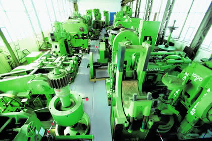 Antriebstechnik: Mehr als 800 Schmiedemaschinen Antriebstechnik: Mehr als 800 Schmiedemaschinen