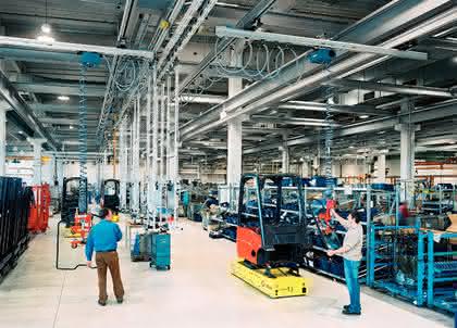 Industrieroboter: Mit Leichtigkeit montieren Industrieroboter: Mit Leichtigkeit montieren