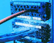 Montagetechnik: Kabel schneller durchführen