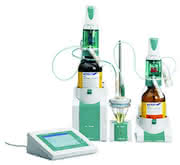 Gas-Handling: Die Karl Fischer
Wasserbestimmung... Gas-Handling: Die Karl Fischer
Wasserbestimmung...