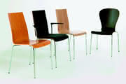 Office & More: Die Kunst des Weglassens Office & More: Die Kunst des Weglassens