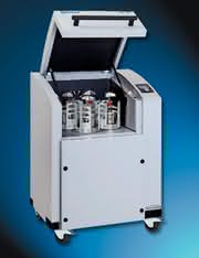Planeten-Kugelmühle PM 400: Mit vier Mahlstellen