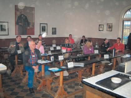 LabTalk-Seminarprogramm: Fortbildung  für Labormitarbeiter