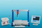 Abfüllanlage TraySy X/Perifill IQ 3000: Automatisch dosieren und abfüllen