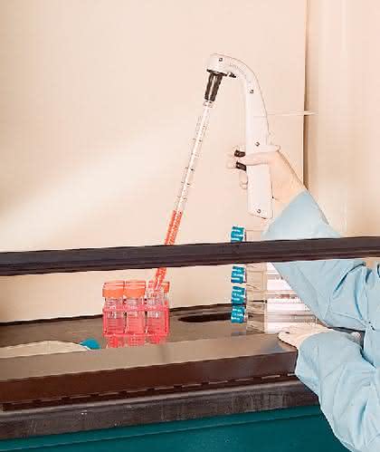 Pipettierhilfe PipetAid XL: Leichtes Pipettieren