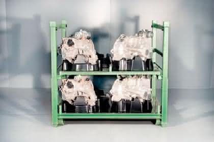 Fördertechnik: Jedem Autoteil sein Köfferchen Fördertechnik: Jedem Autoteil sein Köfferchen