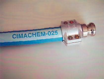 Gummiummantelter PTFE-Schlauch: Ein vielseitiger und flexibler Helfer…