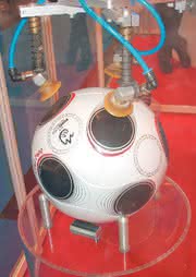 IP International: Proving itself every day:  Vacuum technology for  the packaging industry