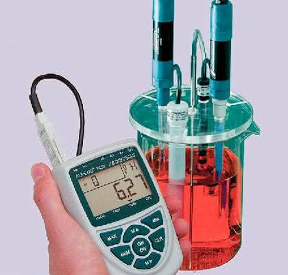 Universal-pH-Meter ALMEMO 2490: pH-Meter mit flexiblen Anschlüssen