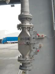 Rohrmagnet Pneumag: Magnetisch angezogen