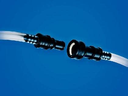 Hydraulik + Pneumatik: Ein Maximum an Sicherheit Hydraulik + Pneumatik: Ein Maximum an Sicherheit