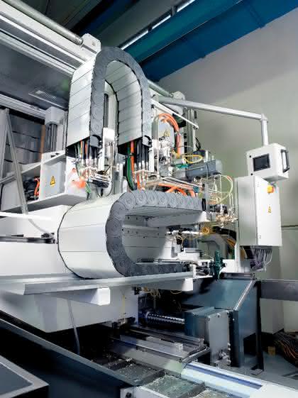 Industriekommunikation: Präzise Führung Industriekommunikation: Präzise Führung