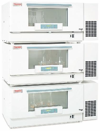Schüttler-Serie MaxQ 8000: Neue stapelbare Schüttler