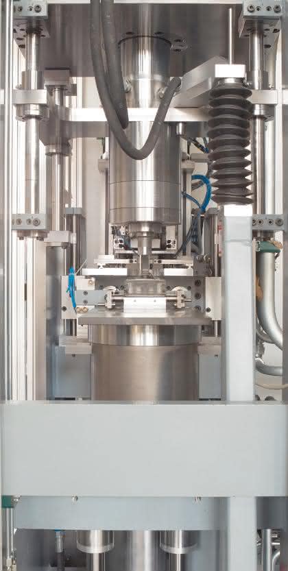 Hydraulik + Pneumatik: Die überlegene  Kombination