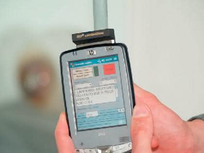 Steuerungstechnik: RFID-Chips im Kabel Steuerungstechnik: RFID-Chips im Kabel