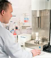 Pulverrheometer FT4: Freeman Technology auf der ACHEMA