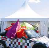 Wirtschaft + Unternehmen: Losberger Zelte auf dem MINI United Festival in Silverstone Wirtschaft + Unternehmen: Losberger Zelte auf dem MINI United Festival in Silverstone