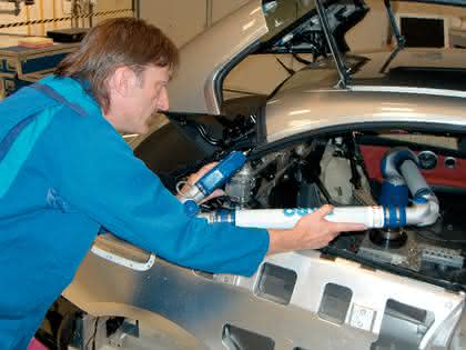 Wirtschaft + Unternehmen: Mess- und Scan-System von FARO bei BMW