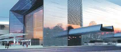 Wirtschaft + Unternehmen: Neues Hallenkonzept für die Euromold 2009