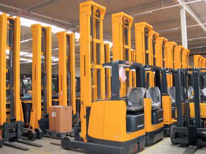Fördertechnik: Wie neu! Fördertechnik: Wie neu!