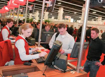Wirtschaft + Unternehmen: Euromold in neuen Hallen Wirtschaft + Unternehmen: Euromold in neuen Hallen