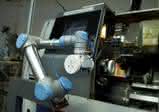 Wirtschaft + Unternehmen: Universal Robots: Arbeiten ohne Schutzgitter