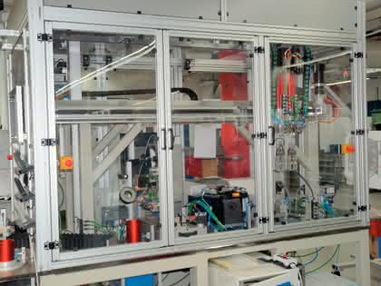 MRK + Cobots: Elektrische Portalachsen  oder Roboter?
