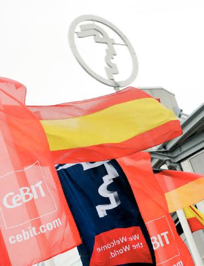 Wirtschaft + Unternehmen: Die Cebit, Clouds  und Collaboration