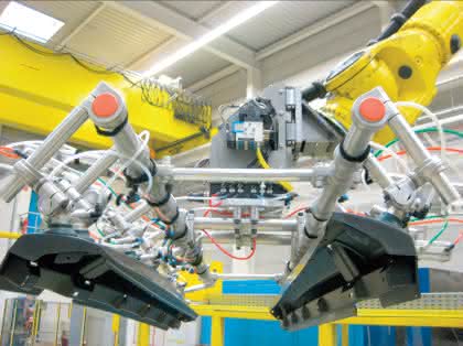 Handhabungstechnik: Baukasten-Lösung: Innovative Entnahme von Großteilen aus Spritzgießmaschinen