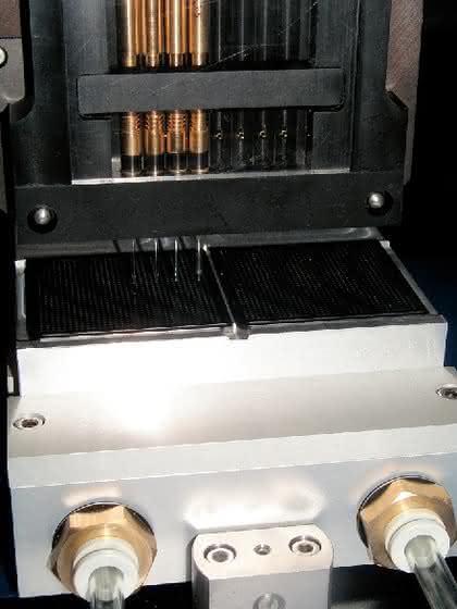Fachbeitrag: Liquid Handling für  miniaturisierte Testsysteme