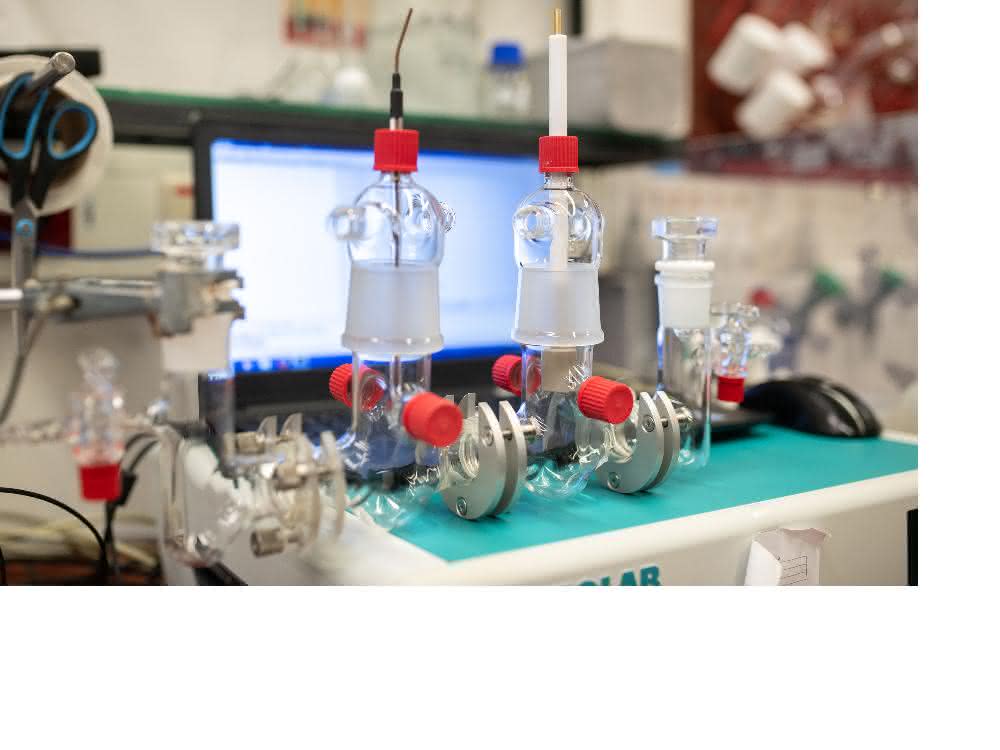 In dieser elektrochemischen Zelle führten die Forscher die Biobrennstoffzellentests durch.