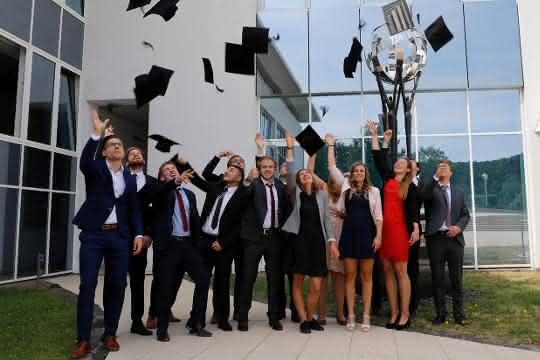 Friedhelm-Loh-Studenten
