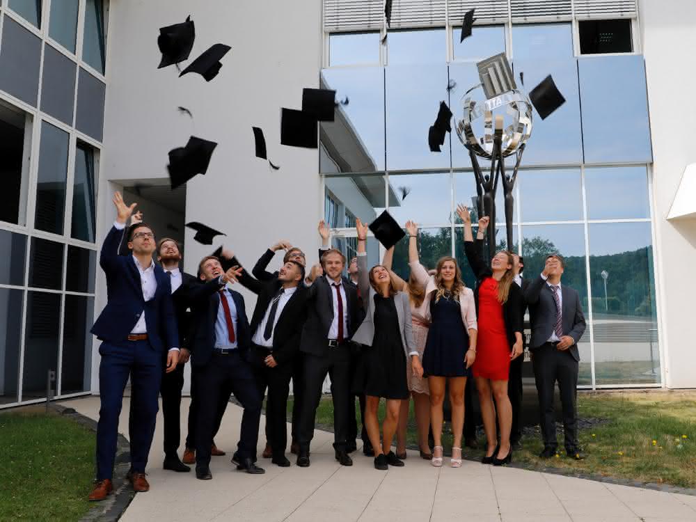 Friedhelm-Loh-Studenten