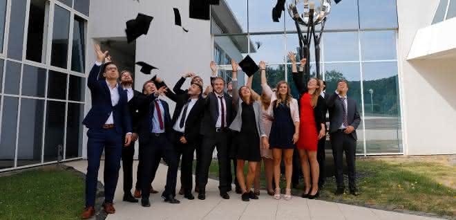 Friedhelm-Loh-Studenten