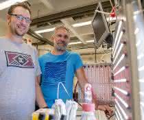 Die Bochumer Projektbeteiligten Marc Nowaczyk (rechts) und Adrian Ruff.