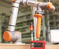 Vanderlande-Würth-Cobot
