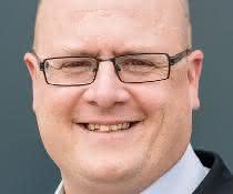 Martin Schrüfer, Ltd. editor-in-chief material flow, LT-manager