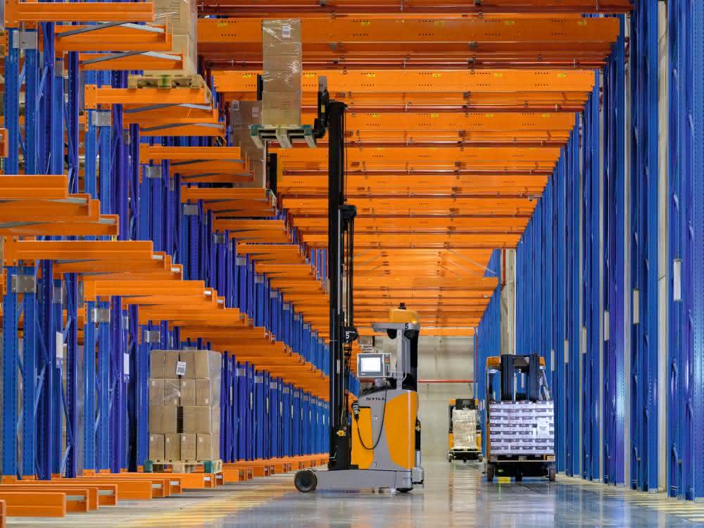 CASA distribution center